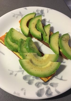 Una foto de Desayuno fit (aguacate y boniato)