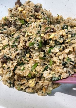 A picture of Spinach and Beef Fried Rice.