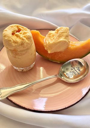 Une photo de Glace au melon crémeuse