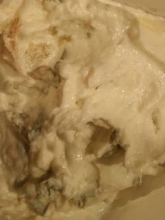 A picture of Spicy cheese dip.