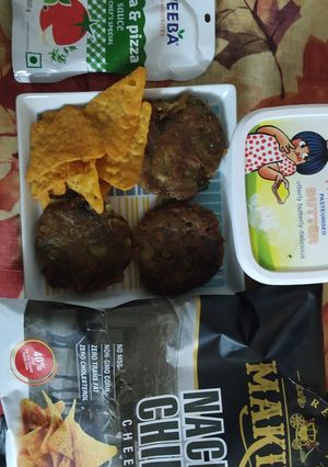 A picture of Veg Patties!.