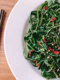 🌱 Lá Bồ Công Anh (Dandelion) Xào Tỏi
