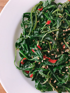 Hình của món 🌱 Lá Bồ Công Anh (Dandelion) Xào Tỏi.
