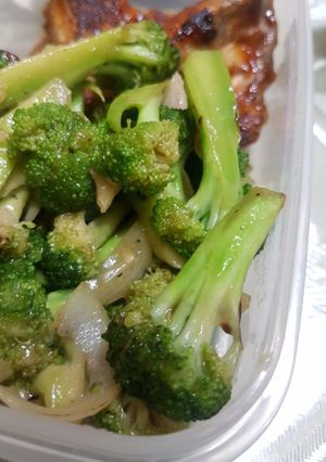 Foto resep Brokoli Tumis Cepat Lezat
