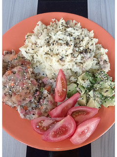 Una foto de Bollos de papa y verduras🥕🥔 con arroz al champiñón🍄🍚