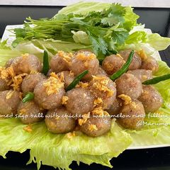 A picture of Steamed sago ball with chicken & watermelon rind filling.