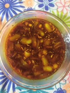 अगूंर की खटटी मीठी लौंजी रेसिपी मुख्य फोटो