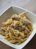 Tejszínes-parmezános csirkés-gombás spagetti