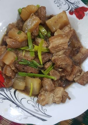 Hình của món Thịt kho củ cải.