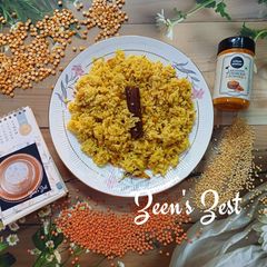 Masala Khichdi with Lakadong Turmeric A picture of Masala Khichdi with Lakadong Turmeric.