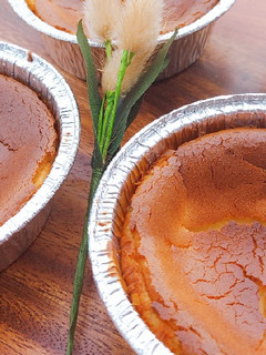 A picture of Burnt Cheesecake in a Convection Oven - Perfect for Beginners.