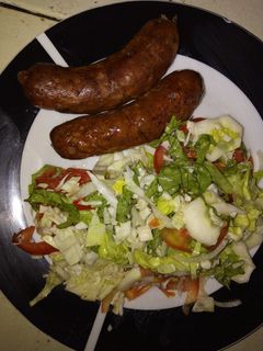Una foto de Ensalada con chorizo