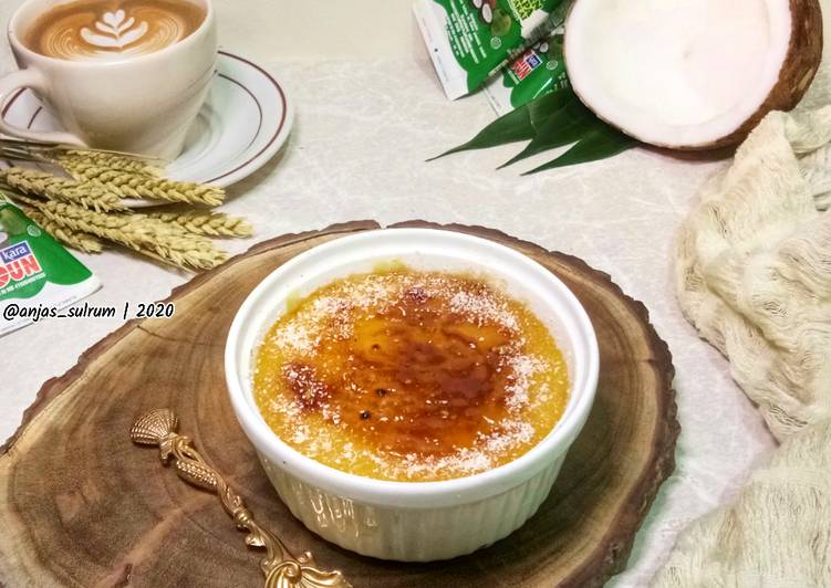 Bagaimana Membuat Coconut Crème Brûlée, Lezat Sekali