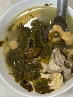 Hình của món Canh gà lá Giang.