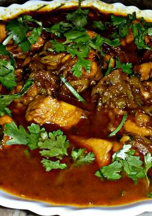 A picture of Handi Chicken Curry.