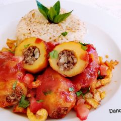 A picture of Stuffed potatoes.