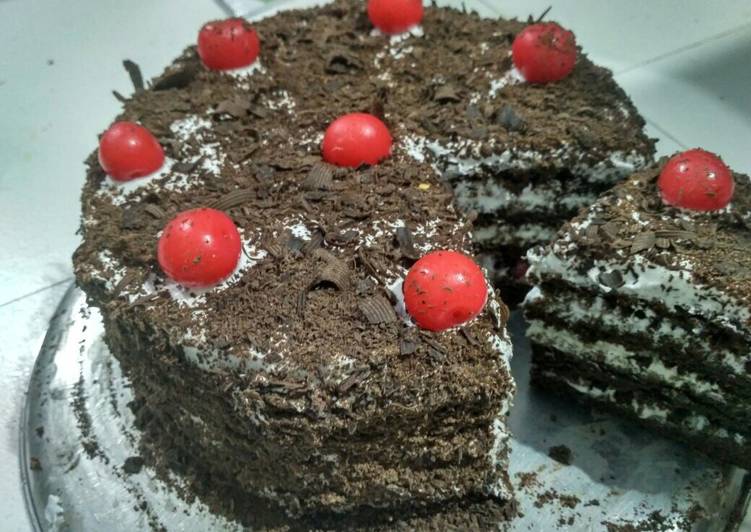 Steps to Prepare Quick Black Forest Cake