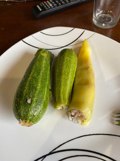 Una foto de Zapallitos italianos rellenos
