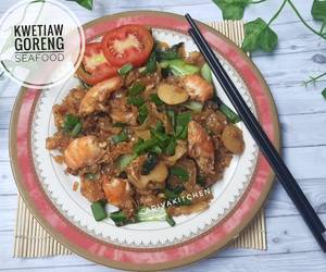 Resep Baru Kwetiaw goreng seafood Enak Sempurna Resep Baru Kwetiaw goreng seafood Enak Sempurna