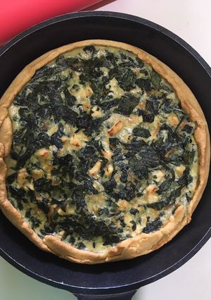 Una foto de Quiche de pollo y acelga