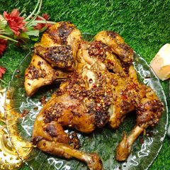 A picture of Patakha Chicken.