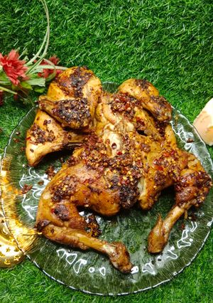 A picture of Patakha Chicken.