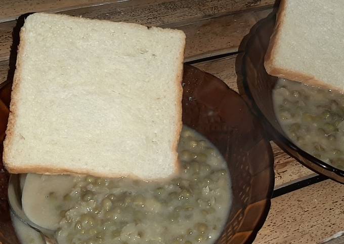 Bubur kacang hijau (burjo)