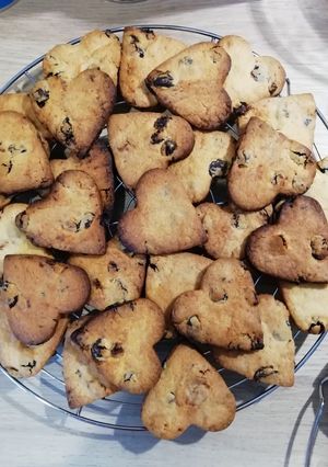 Une photo de Sablés aux canneberges et raisins secs 😊