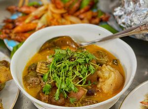 Hình của món Canh Chuối Chát Nấu Giò Heo.