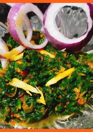 पालक फ्राई (Palak fry recipe in hindi) रेसिपी मुख्य फोटो