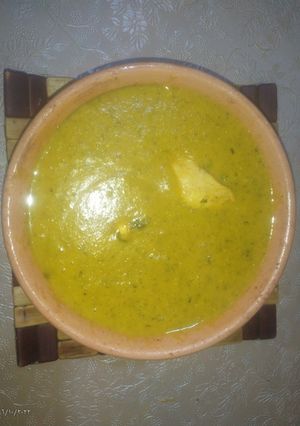 صورة لوصفة حساء العدس الاحمر الصحي الغني بالفيتامينات 🍵