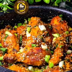 A picture of Honey Glaze Garlic Chicken Restaurant Style Chicken Recipe.