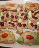 Cenando jamón, lomo y paté