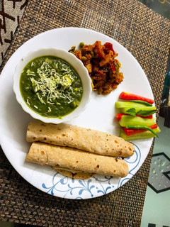 पालक पनीर (palak paneer recipe in Hindi) रेसिपी मुख्य फोटो