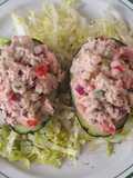 Aguacate relleno de atún