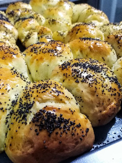Una foto de Pan jalá con anís...!🥖a lo Gery...‼️