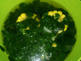 Sayur bening kelor jagung manis.