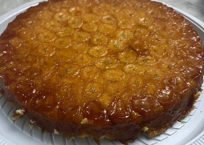 Bolo de banana caramelizada