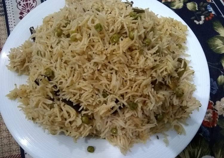 Steps to Prepare Award-winning Matar pulao,