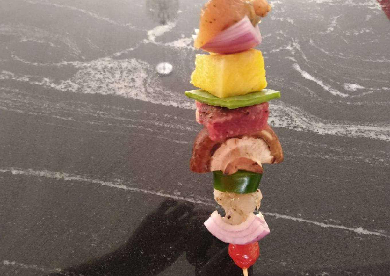 Brochetas mar y tierra