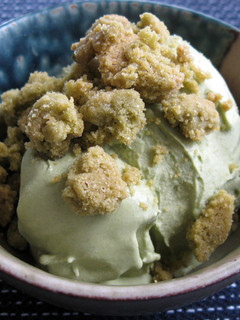 A picture of Super Easy Matcha Ice Cream.