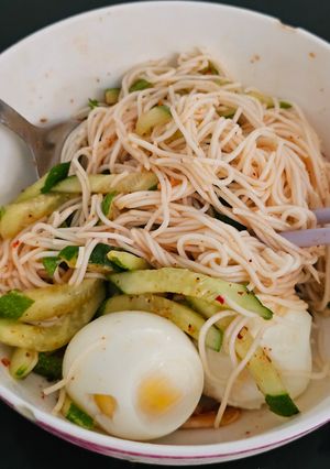 Hình của món Mì trộn lạnh.