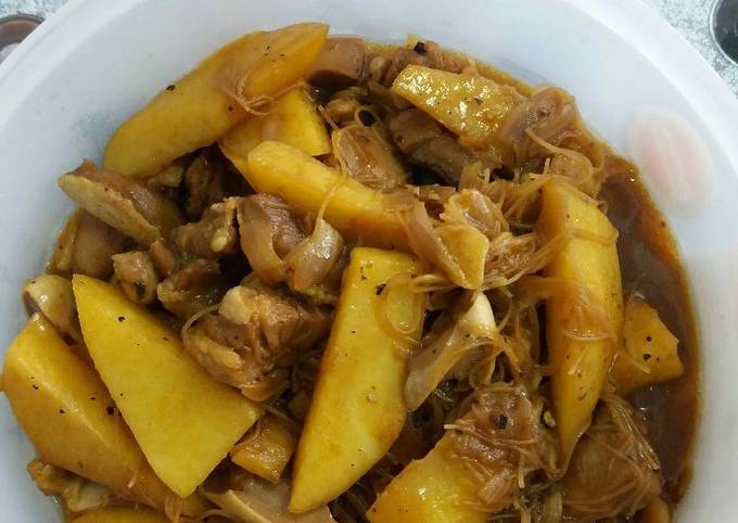 Resep Semur Lidah sapi kentang dan soun oleh maya resnawati - Cookpad