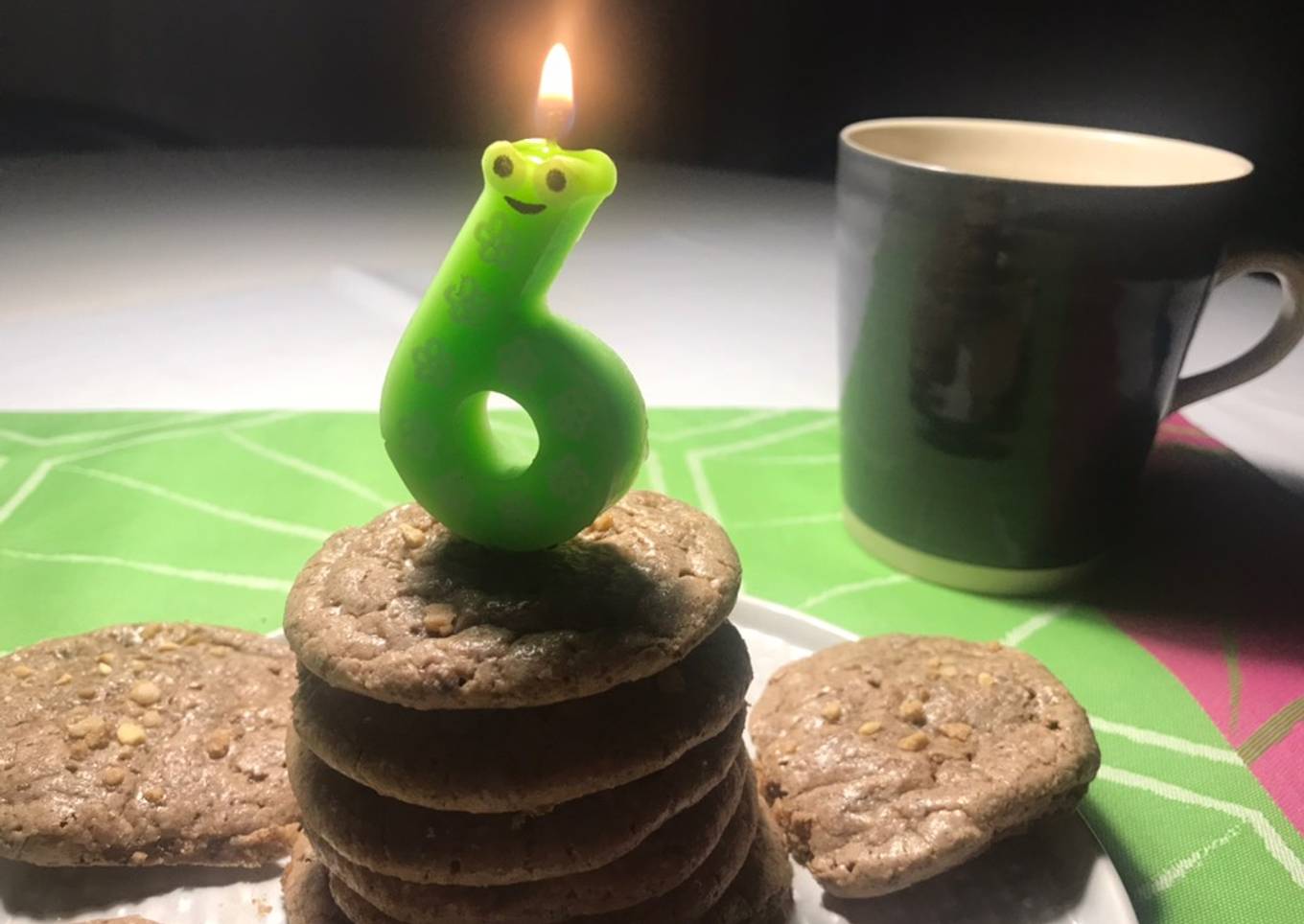 Mostaxons de'ametló amb xocolata<br />Tortitas de almendra y chocolate