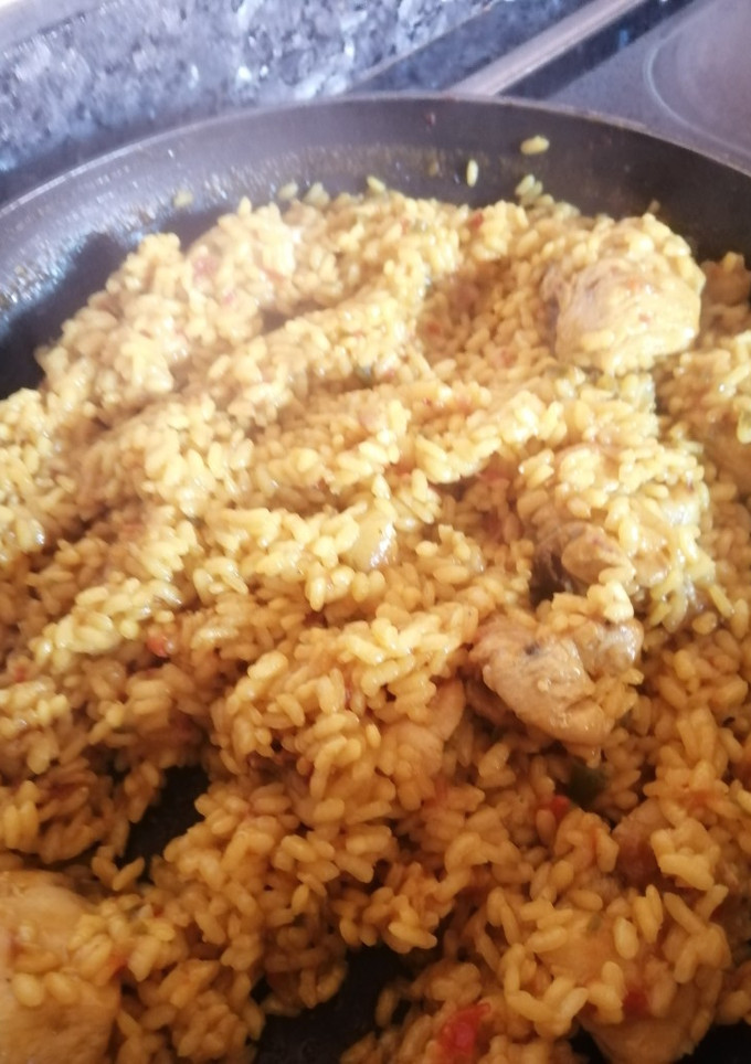 Una foto de Arroz con pollo