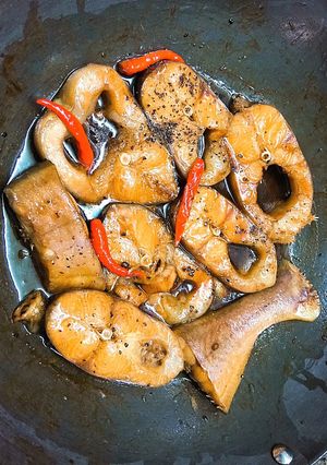 Hình của món Cá dứa kho tiêu.