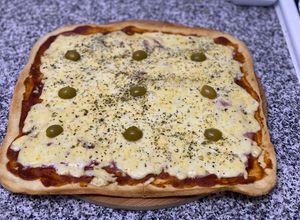 Una foto de Pizza con levadura seca