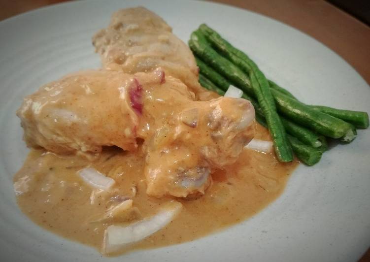 Chicken Kare Kare Philippines With Peanut Butter