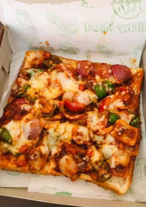 A picture of Bread pizza.