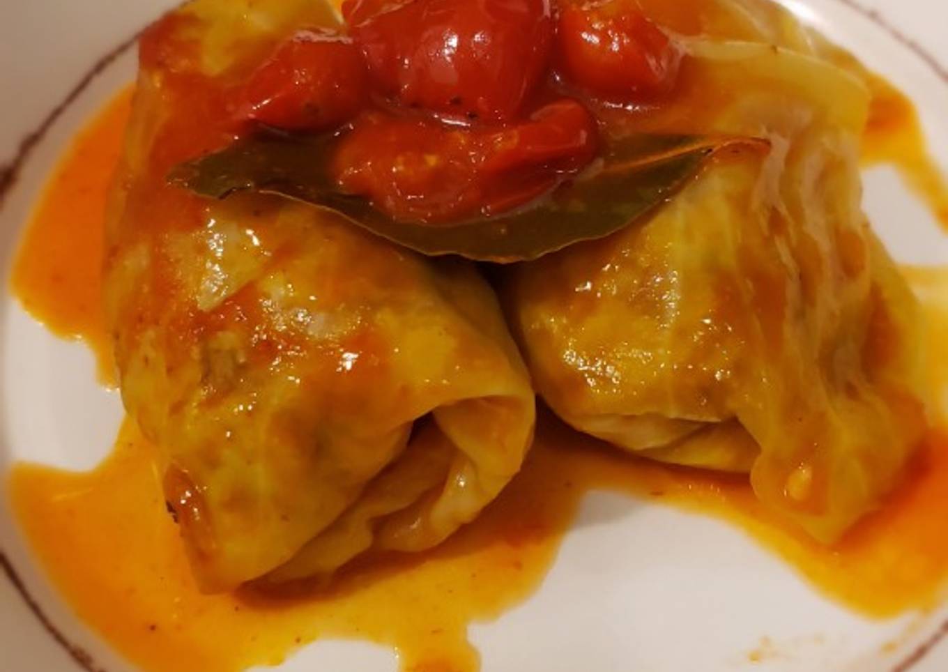 Niños envueltos (stuffed cabbage rolls)